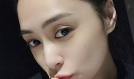 娱乐吃瓜女明星找男艺人,吃瓜女明星与男艺人之间的甜蜜纠葛