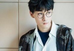 娱乐吃瓜的男星,揭秘男星们的娱乐八卦风云